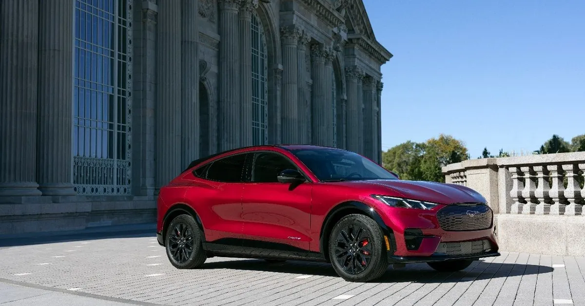 Ford Boss Jim Farley Tears Apart Tesla, Shocked By Findings