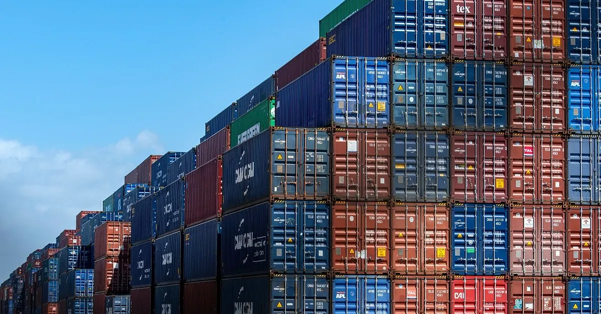 Tariffs, Tight Margins, EV Slowdown Drive Auto Industry Consolidation