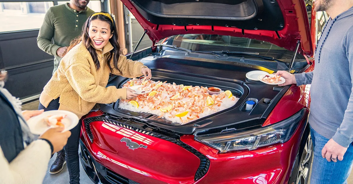 Ford Charging $495 For a Frunk on New Mustang Mach-E