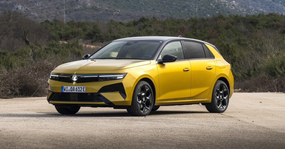 Clever new pricing structure for updated Vauxhall Astra