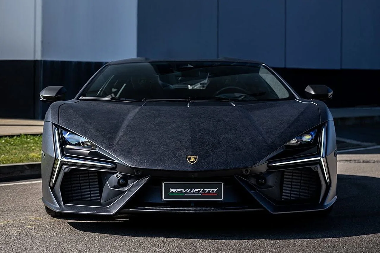 Lamborghini Revuelto SV could be faster than Ferrari SF90 XX Stradale