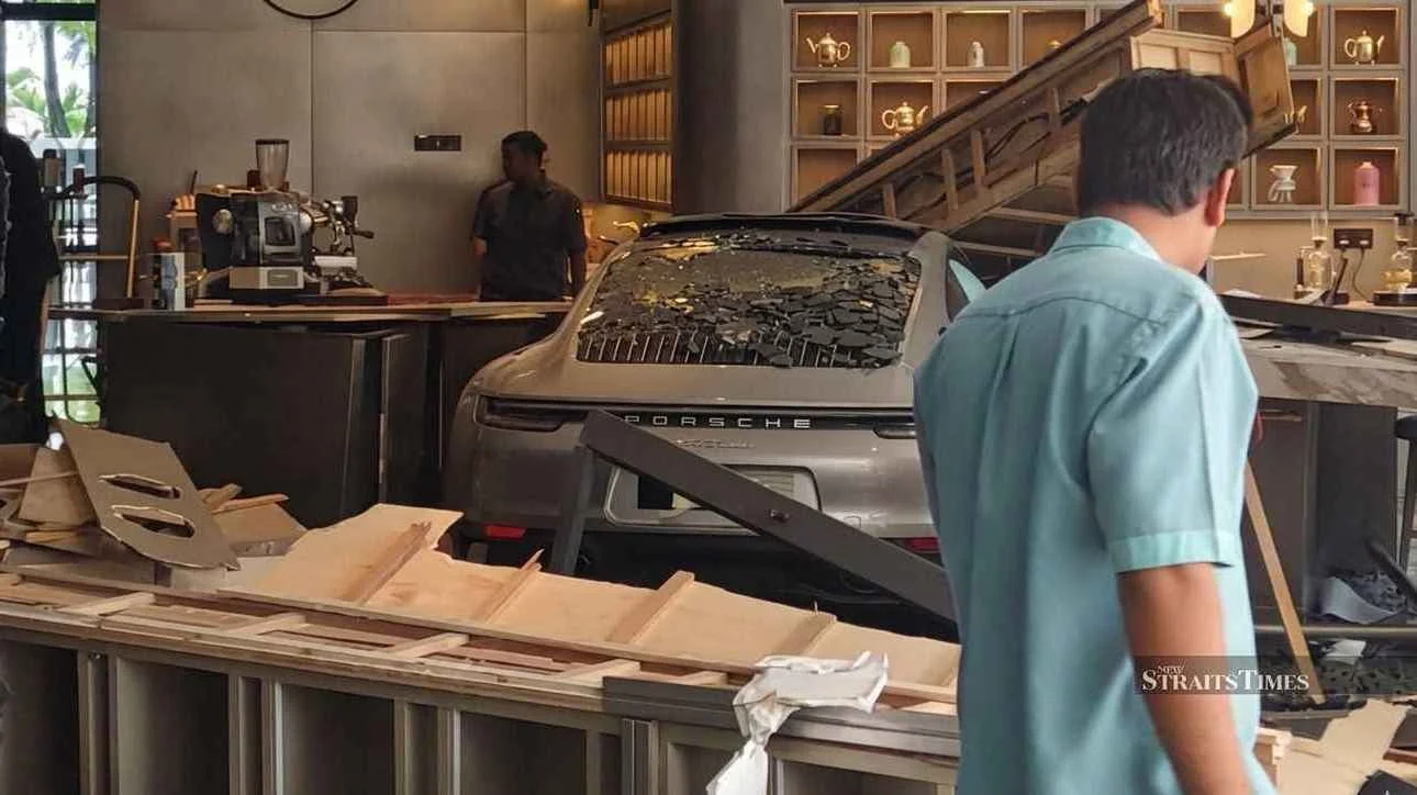 Woman crashes her Porsche into a hotel lobby, investigation underway
