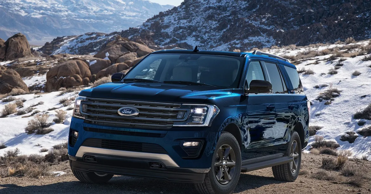 Ford Recalling 420K Expeditions and Lincoln Navigators Over Seat Belt Issue