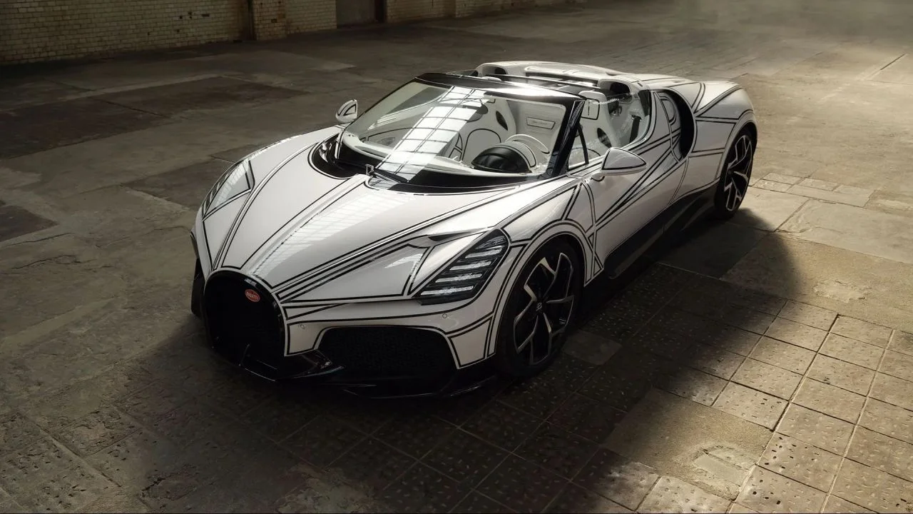 Bugatti Mistral Blanc Éternel features real porcelain accents